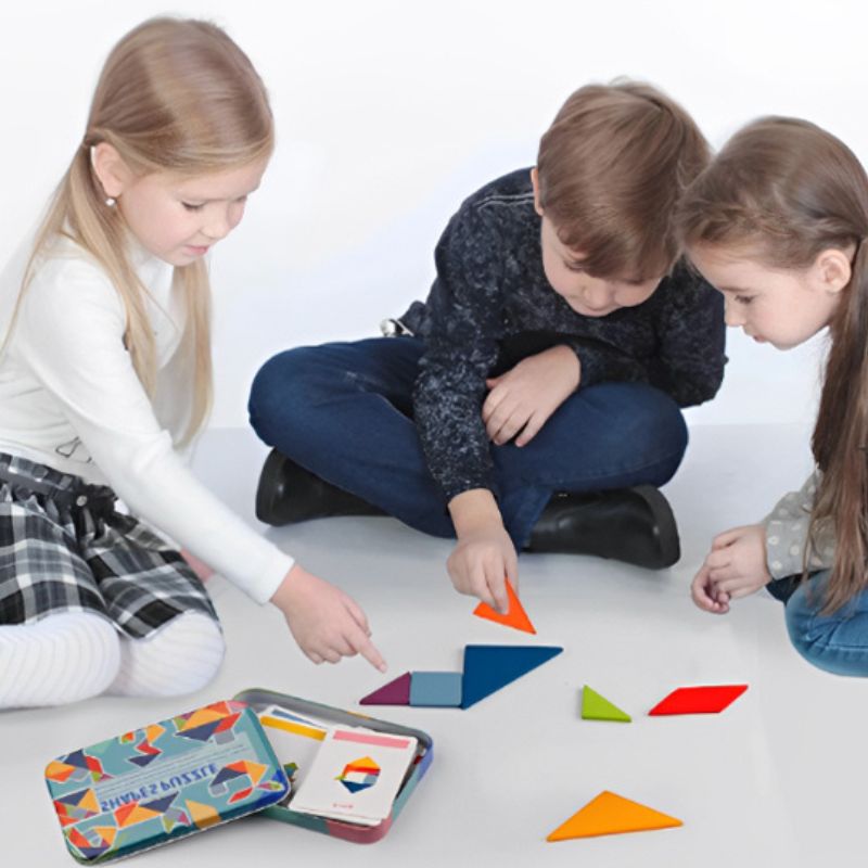 Tangram-en-bois-Montessori-jeu-éducatif-enfant-développement-logique-et-créativité