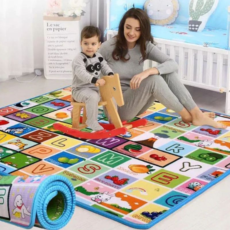 Tapis-d-éveil-Montessori-avec-lettres-et-images-éducatives