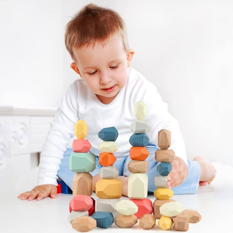Jeu d'empilement - Pierres en Bois à Empiler - BABYSBLOU