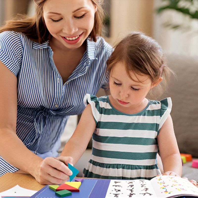 Tangram magnétique - Livre bleu d'activité Montessori - BABYSBLOU