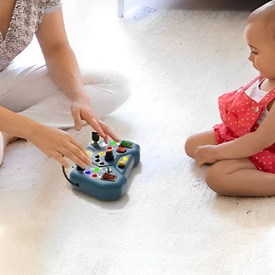 Busy board Montessori - Motricité, Éveil et Sécurité - BABYSBLOU