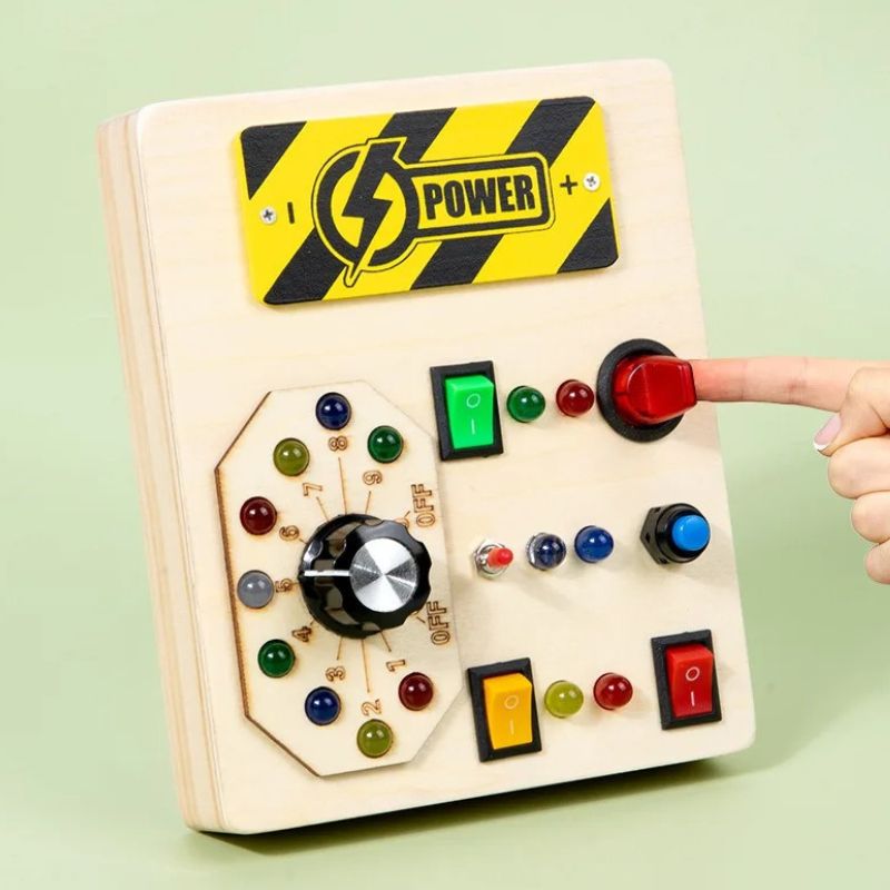 Busy Board - Panneau d'Activité Montessori - BABYSBLOU