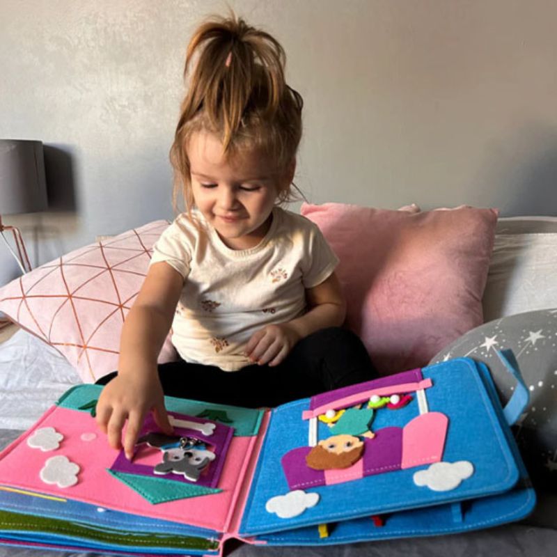 Livre Montessori - Le petit fermier - BABYSBLOU
