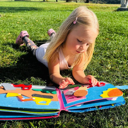 Livre Montessori - Le petit fermier - BABYSBLOU