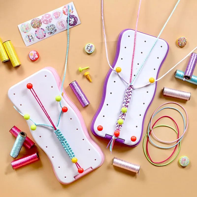 MagicWeave™: Kit de tressage de bracelets d'amitié - BABYSBLOU
